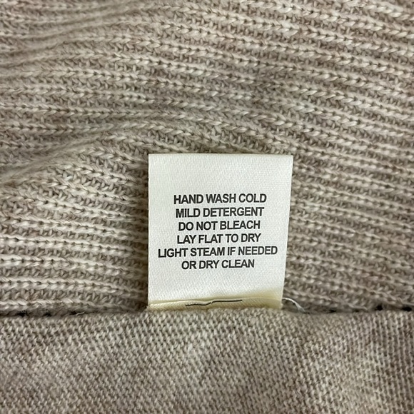 Lovestitch Ren Pullover V-Neck Sweater Size Small Oatmeal/Black Bohemian - Picture 12 of 14